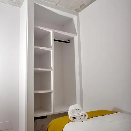 Els 4 Pics Apartment